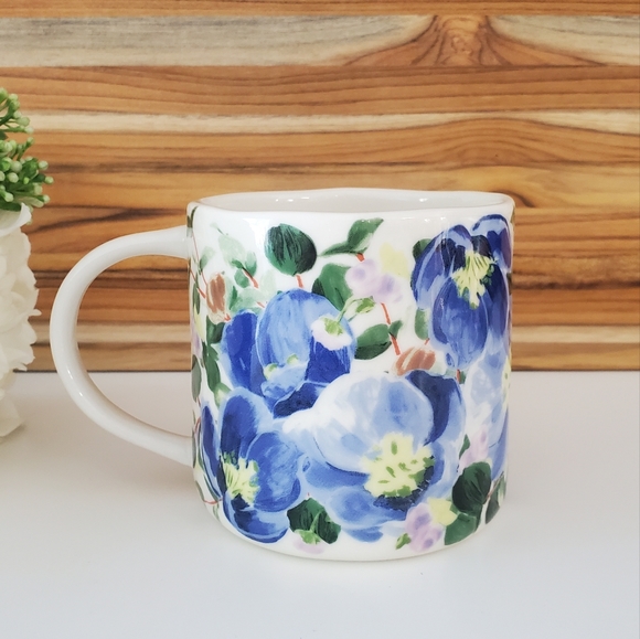 T - Anthropologie Coffee Mug, Monogram Letter T Initial - Picture 2 of 5